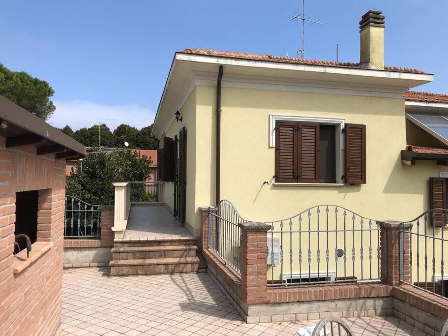 Villa Parisi Luxury Italian Villa Фано Екстер'єр фото