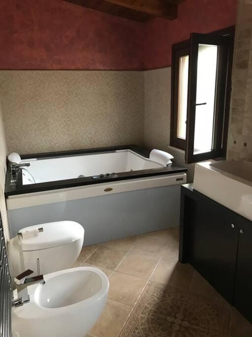 Villa Parisi Luxury Italian Villa Фано Екстер'єр фото
